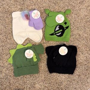 Children’s winter hat and gloves sets. Four pack.
